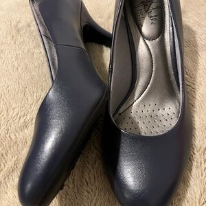 Easy Street Fabulous Women's Dress Heels